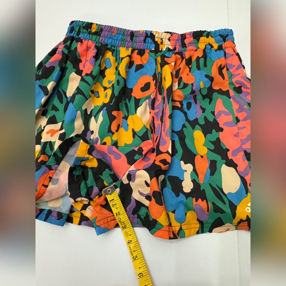 Adidas Sportswear Shorts – Graphic Retro Print - S - Picture 13 of 16